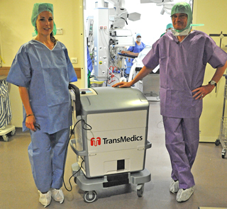 L’Organ Care System présenté par le Pr THOMAS et la comédienne Aurélie Vanek, marraine de l’association Maryse! pour la vie