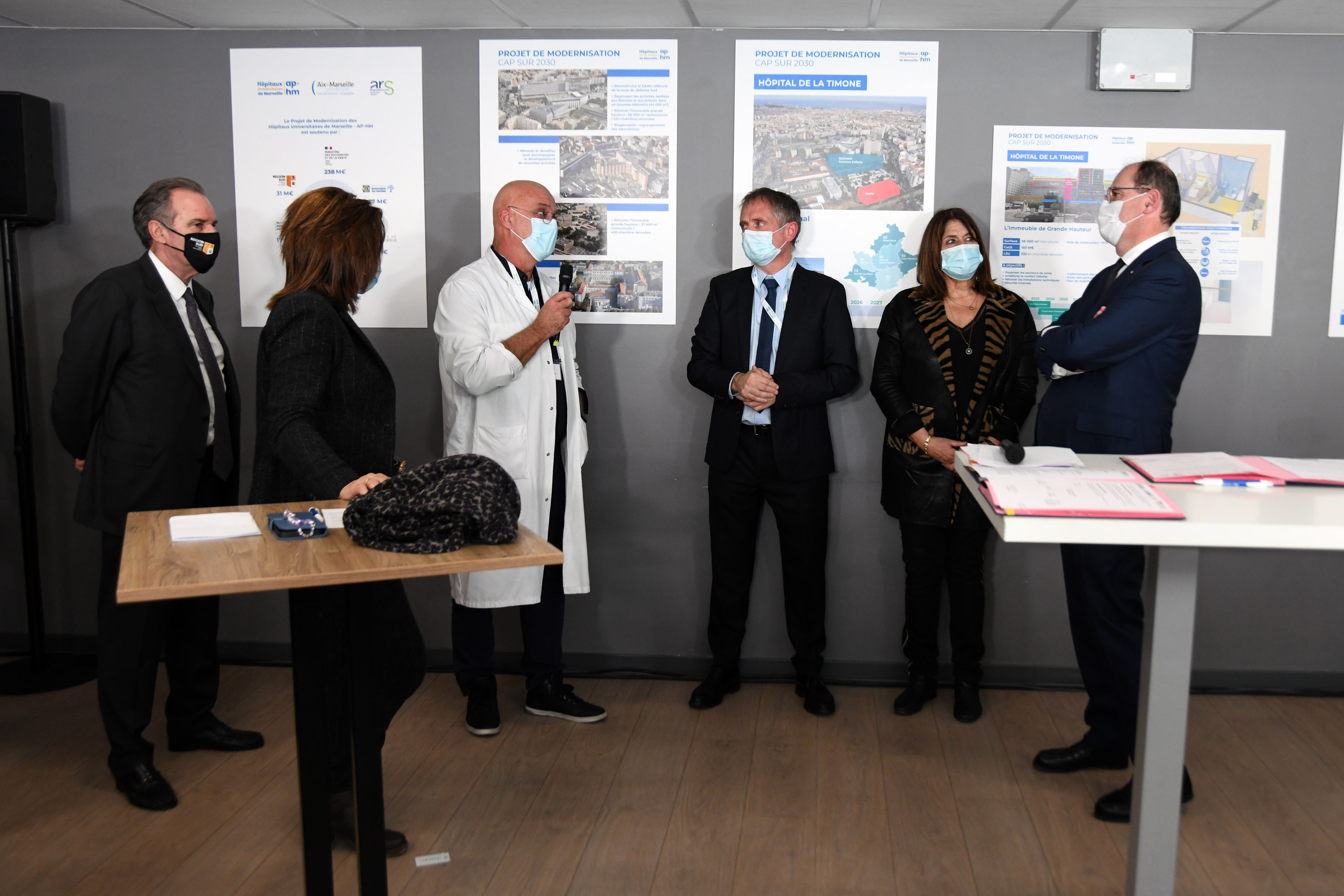Visite de Jean CASTEX au SAMU 13 à la Timone, lundi 13 janvier 2021