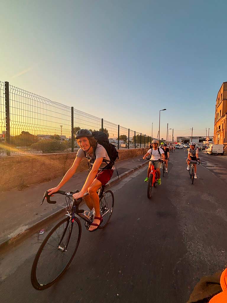 À vélo, à pied, en bus… Tous les chemins mènent à l’Hôpital Nord