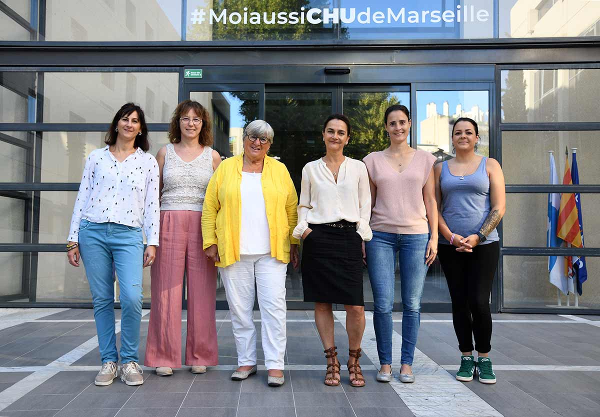 Une photographie de groupe présantant l'équipe pilote de la plateforme d'expertise maladies rares de l'AP-HM