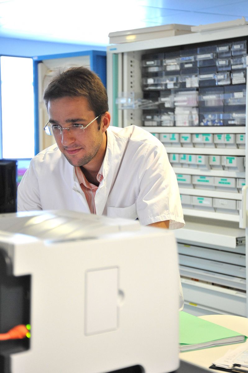 Préparateur en Pharmacie Hospitalière