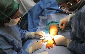 Réimplantation d’un avant-bras à la Timone