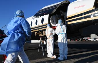 5ème vague COVID19 : premières évacuations sanitaires de patients