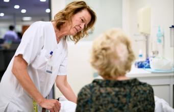 Des infirmières gériatriques aux Urgences