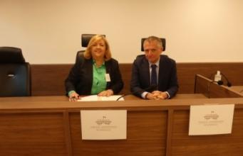 Signature d’une convention de partenariat entre le Tribunal administratif de Marseille et l’AP-HM